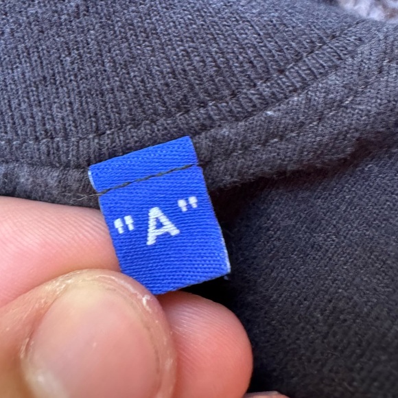 SOLD!! OFF WHITE L/S - Picture 3 of 9